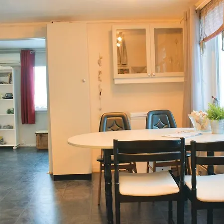 Five Bedroom Holiday In * Risoyhamn